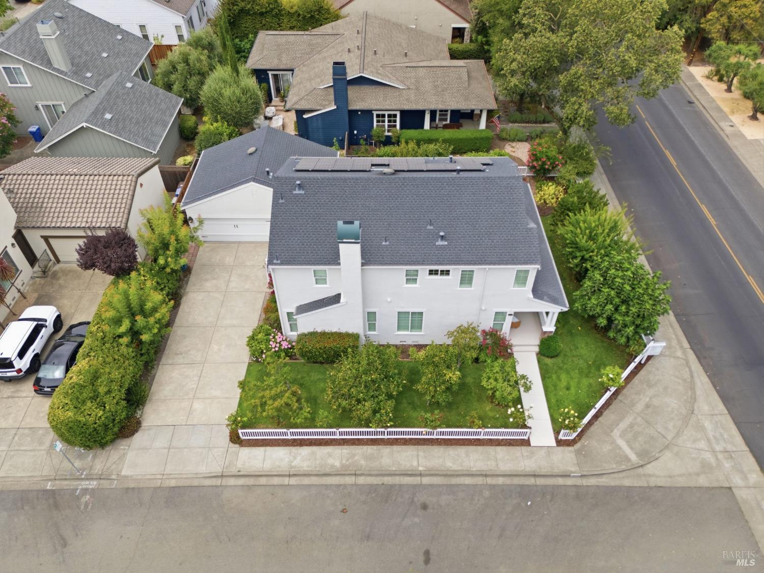 901 Donner Avenue