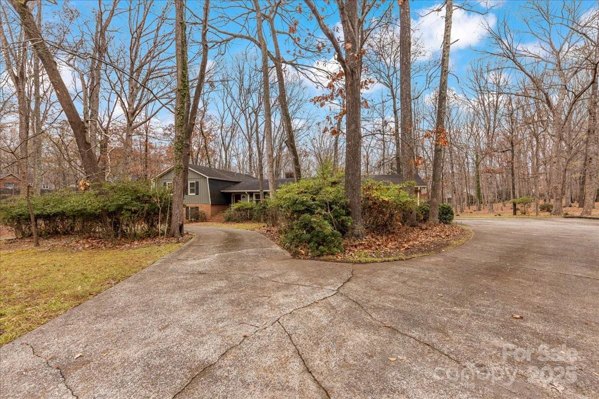 3212 Nancy Creek Road