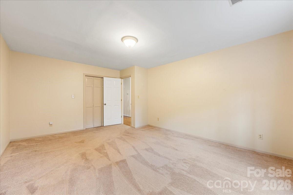 3212 Nancy Creek Road