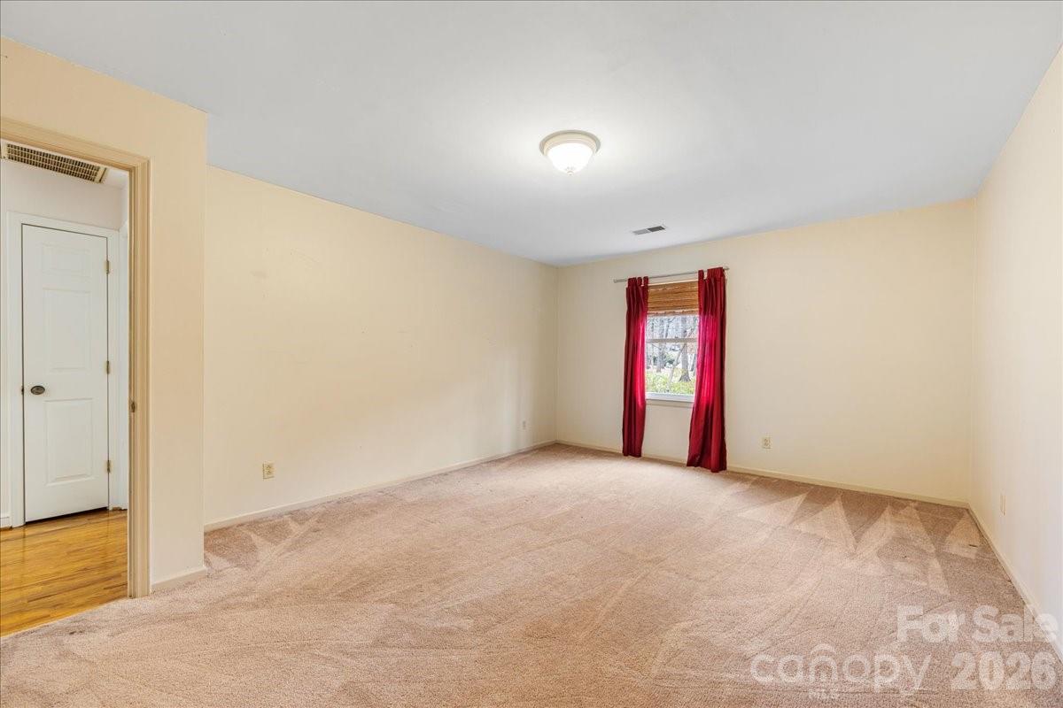 3212 Nancy Creek Road