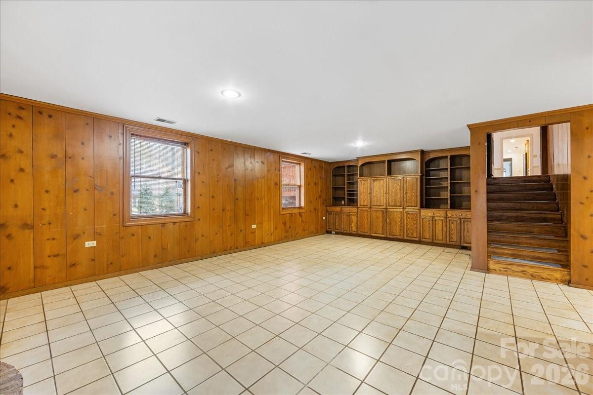 3212 Nancy Creek Road