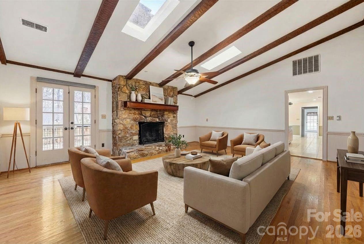 3212 Nancy Creek Road