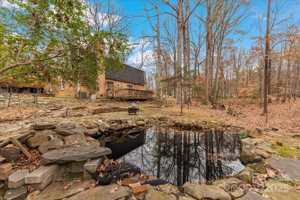 3212 Nancy Creek Road