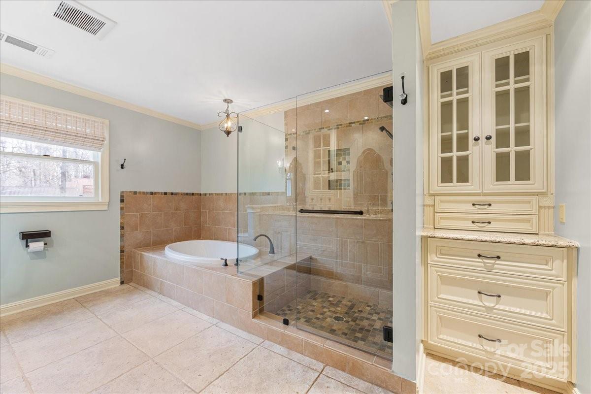 3212 Nancy Creek Road