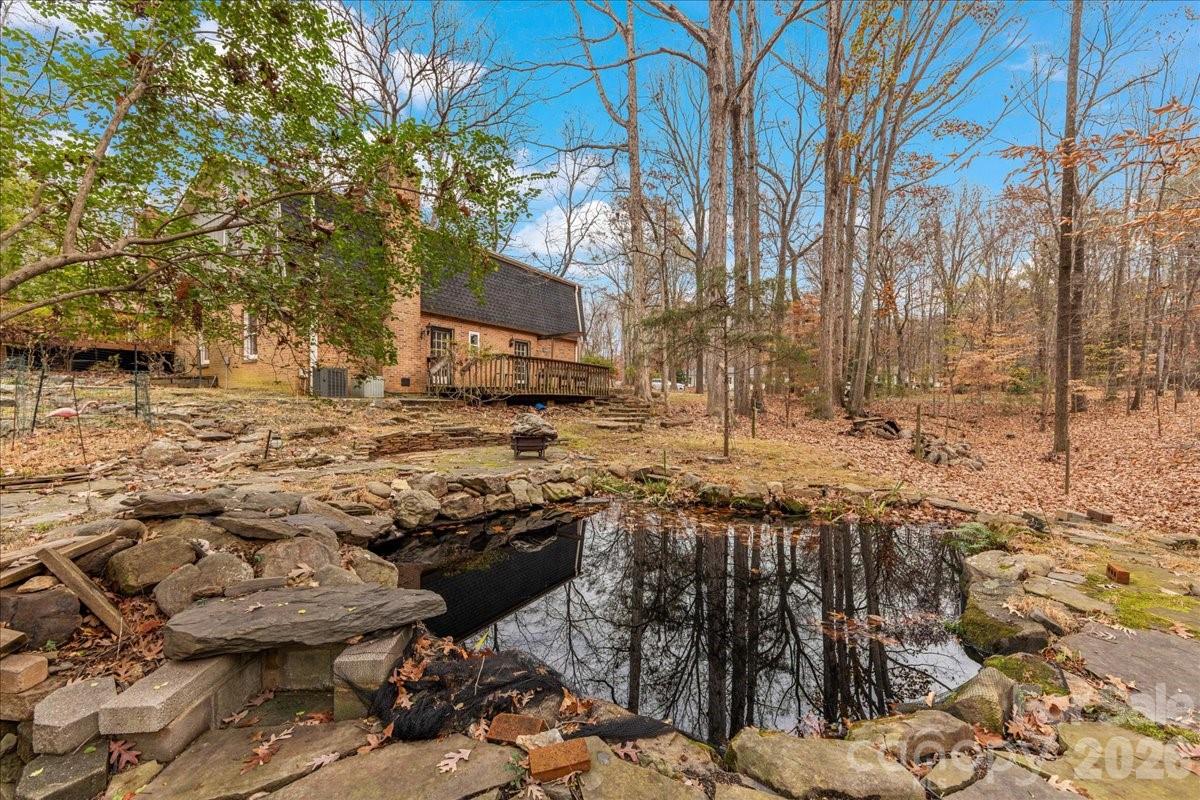 3212 Nancy Creek Road