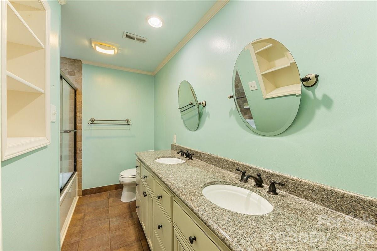 3212 Nancy Creek Road