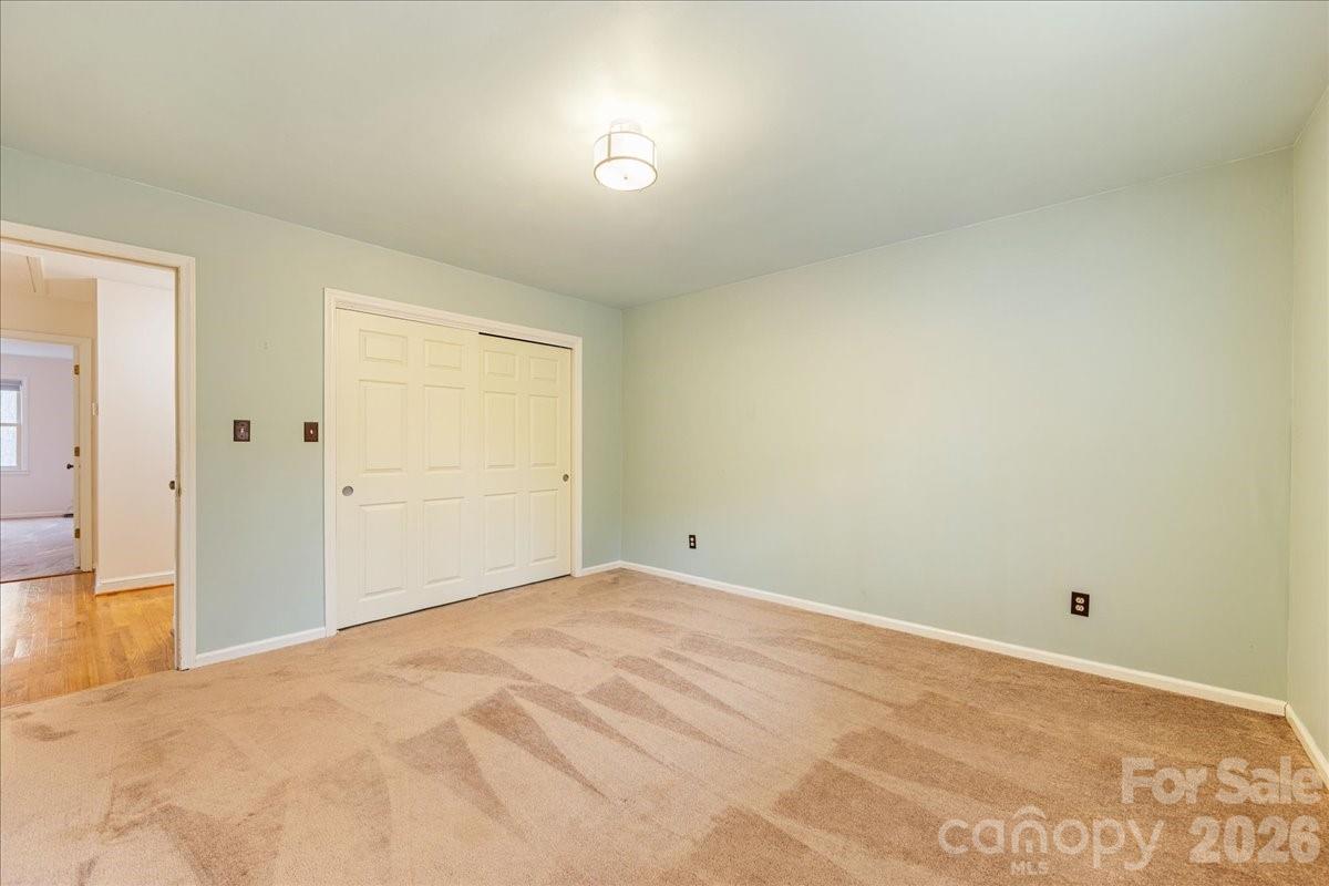 3212 Nancy Creek Road