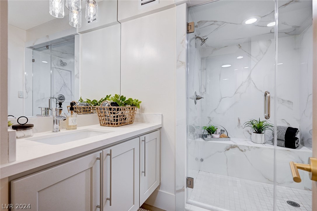 3111 Bel Air Drive 23F