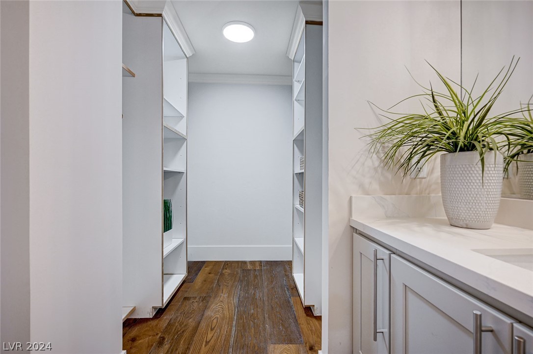 3111 Bel Air Drive 23F