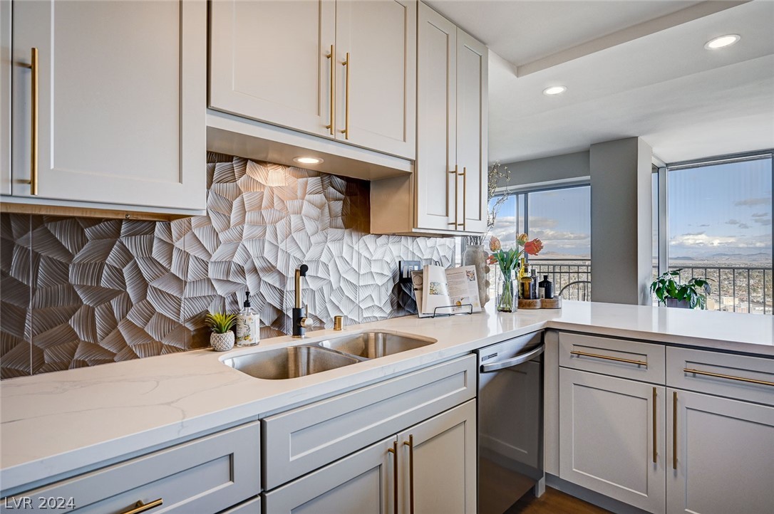 3111 Bel Air Drive 23F