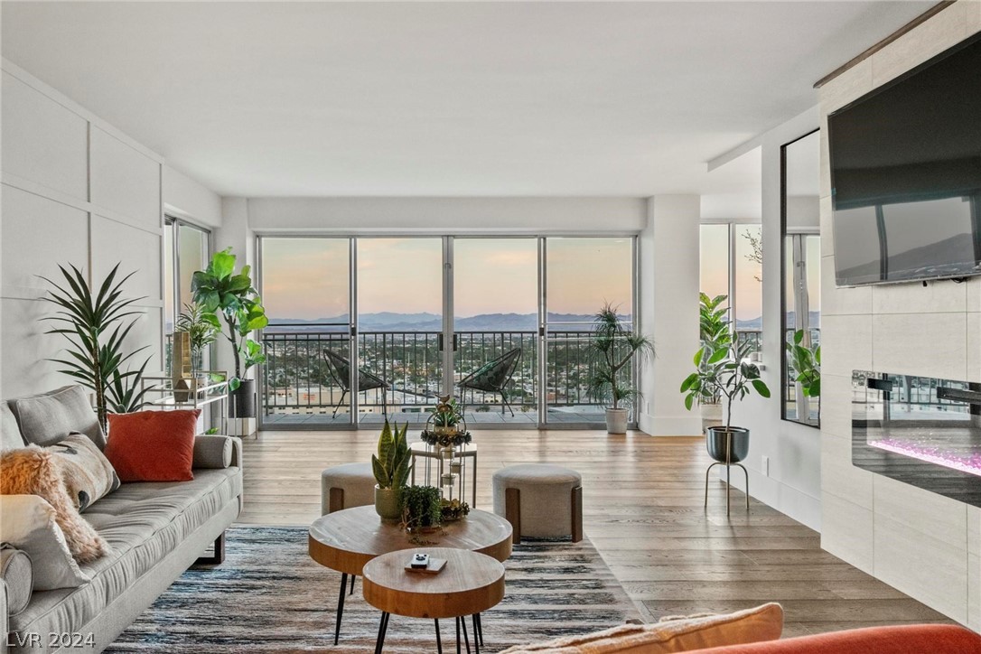 3111 Bel Air Drive 23F