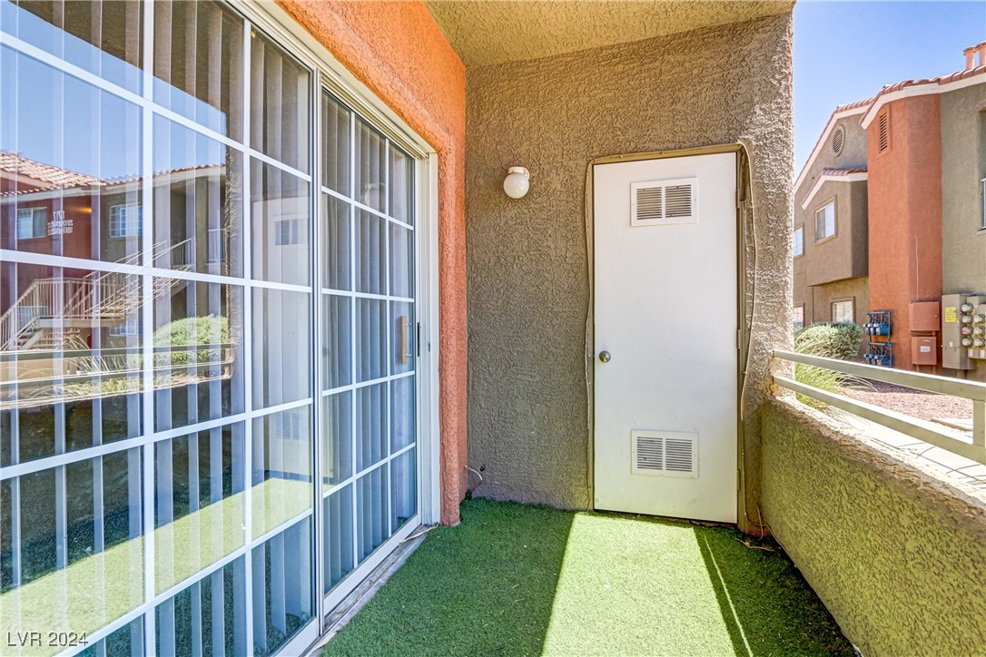 4730 East Craig Road 1104