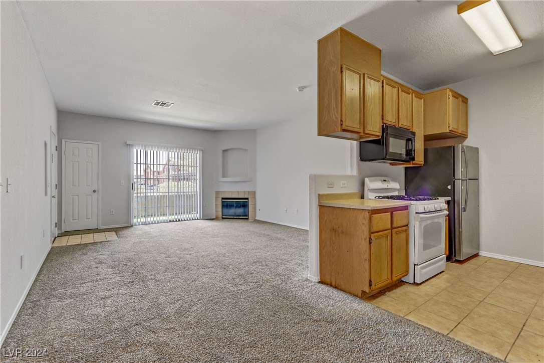 4730 East Craig Road 1104