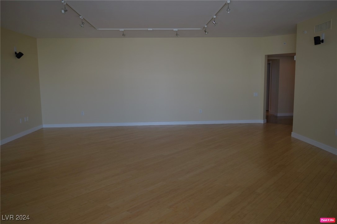 2747 Paradise Road 2001