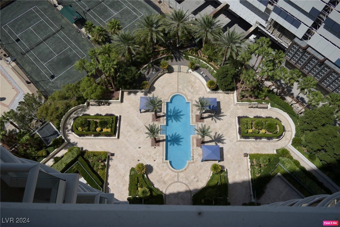 2747 Paradise Road 2001