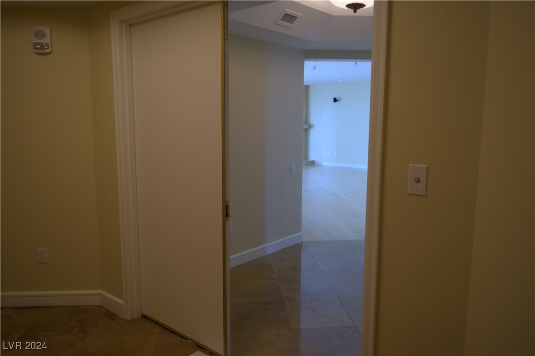 2747 Paradise Road 2001
