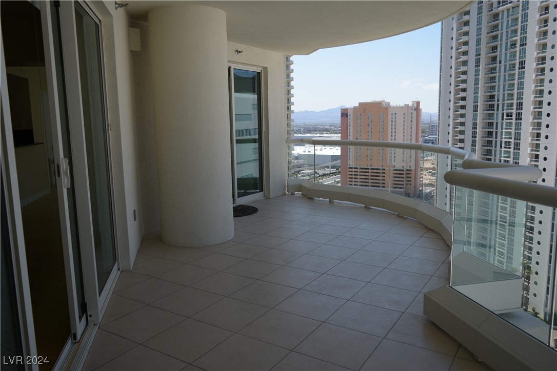 2747 Paradise Road 2001