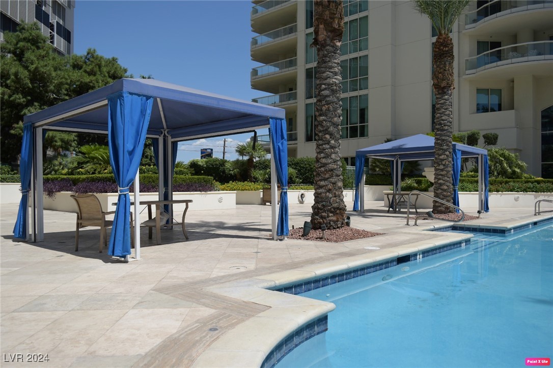 2747 Paradise Road 2001