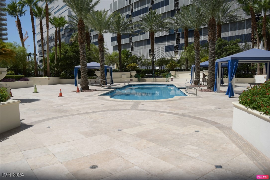 2747 Paradise Road 2001