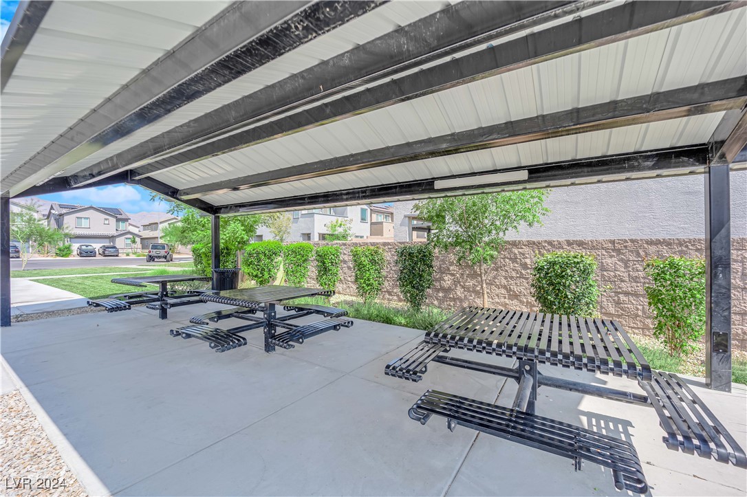 4352 Panoramic View Avenue