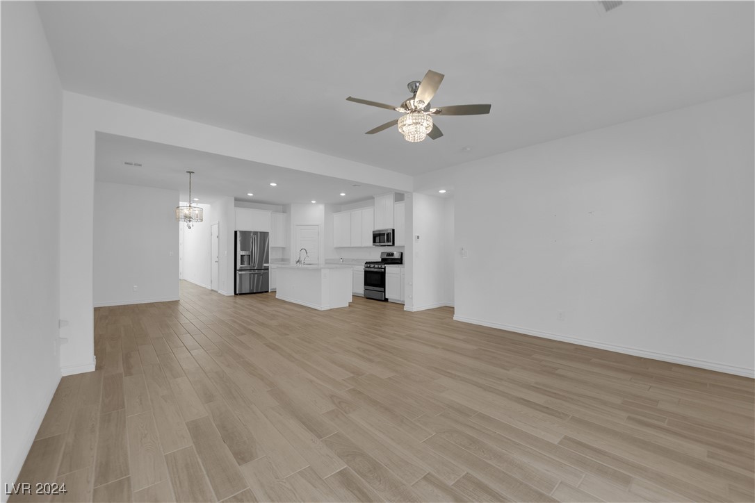 4352 Panoramic View Avenue