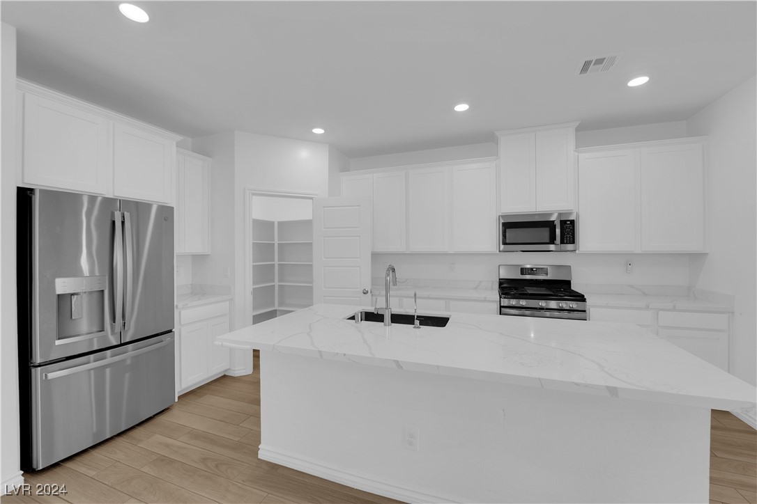 4352 Panoramic View Avenue