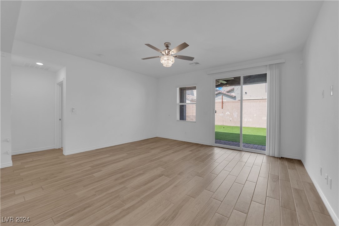 4352 Panoramic View Avenue