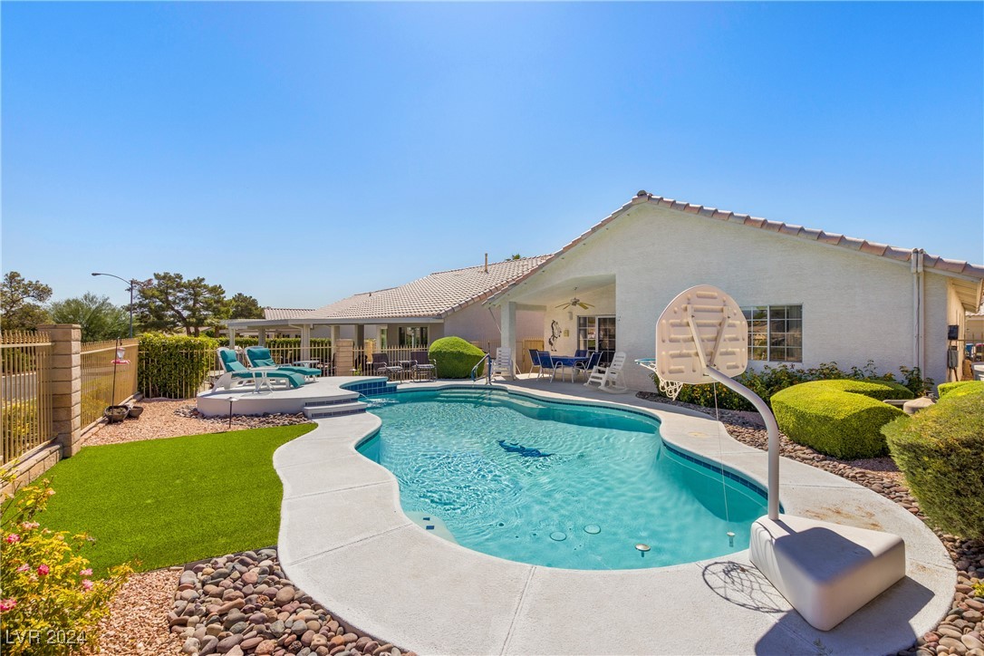 4940 Cedar Lawn Way