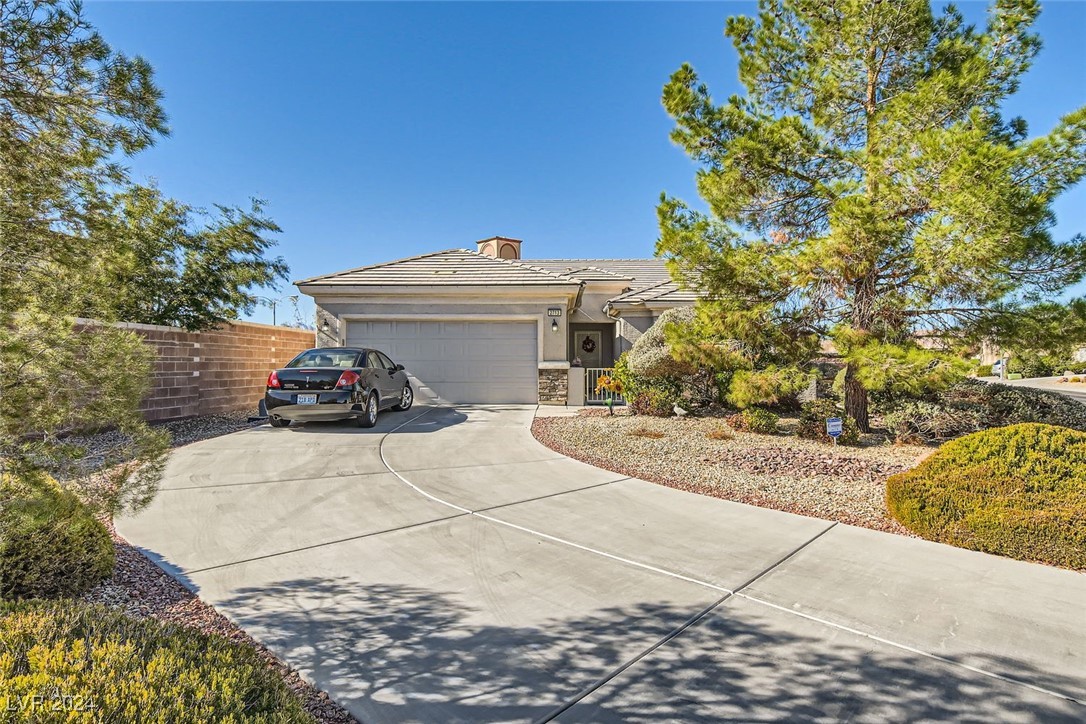2713 Crested Ibis Avenue