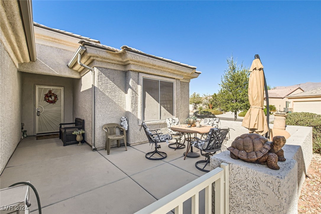 2713 Crested Ibis Avenue