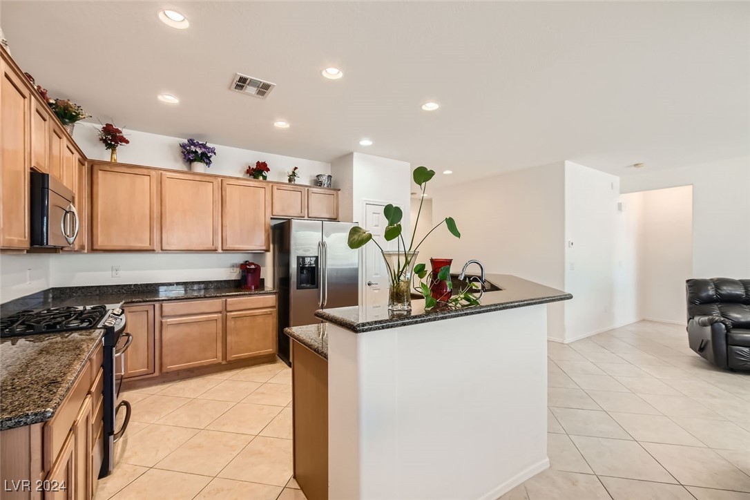 2713 Crested Ibis Avenue