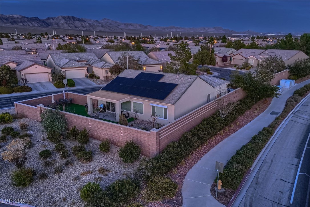 2713 Crested Ibis Avenue
