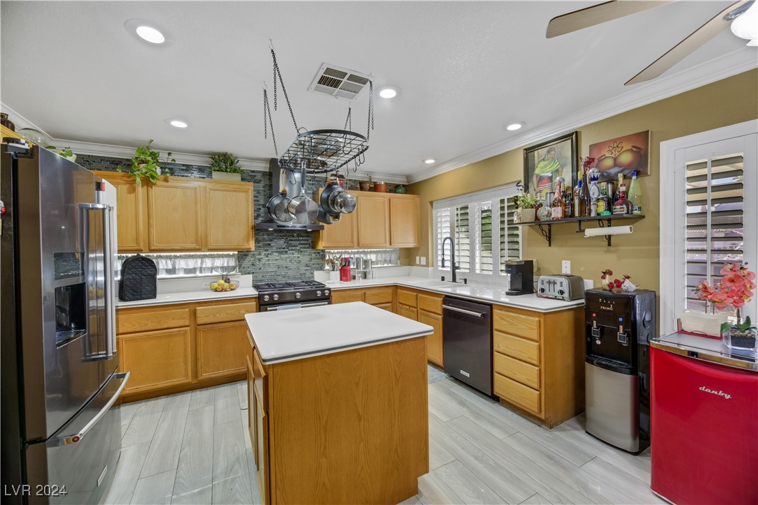 1421 Cornhusk Road