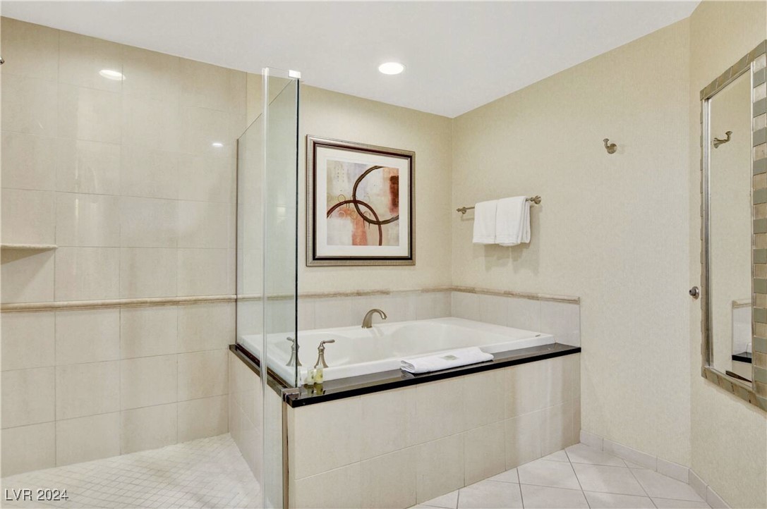 125 East Harmon Avenue 3611