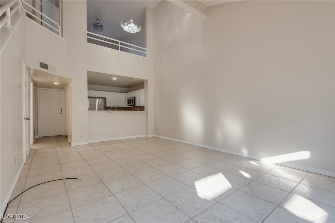 5548 Orchard Lane -