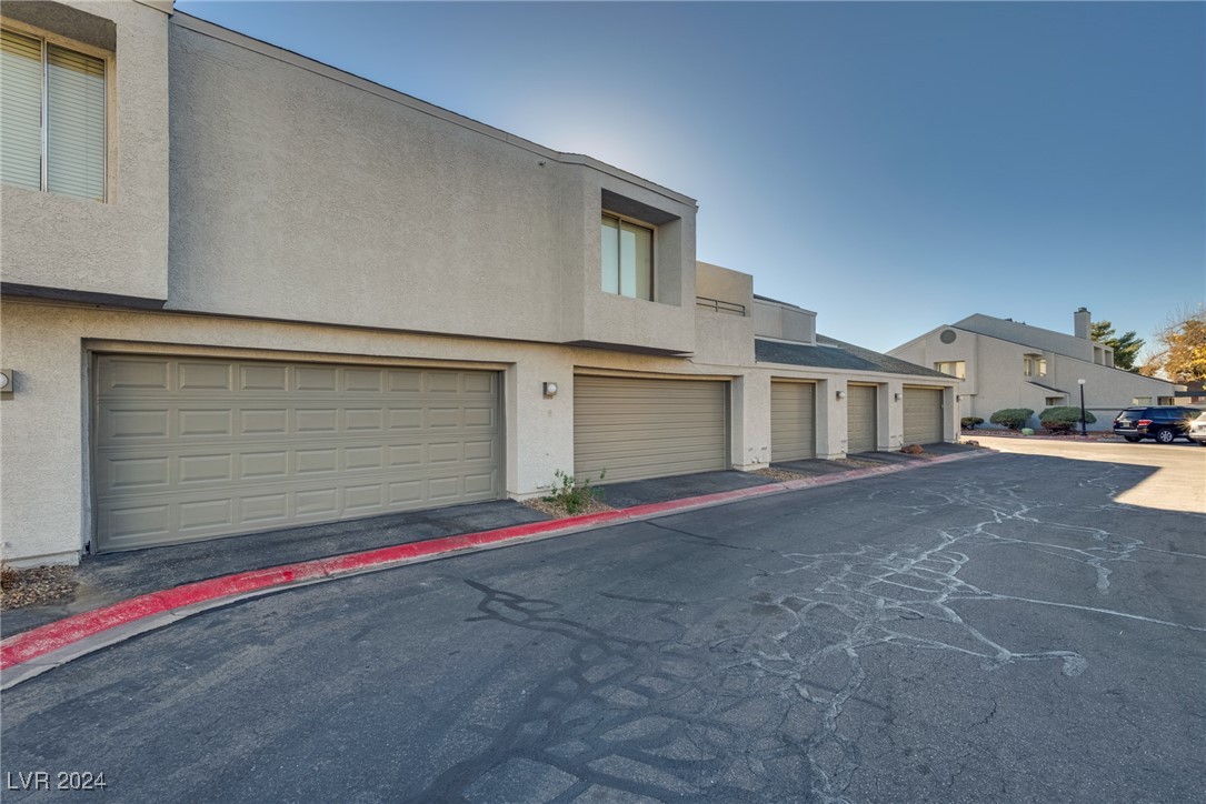 5548 Orchard Lane -