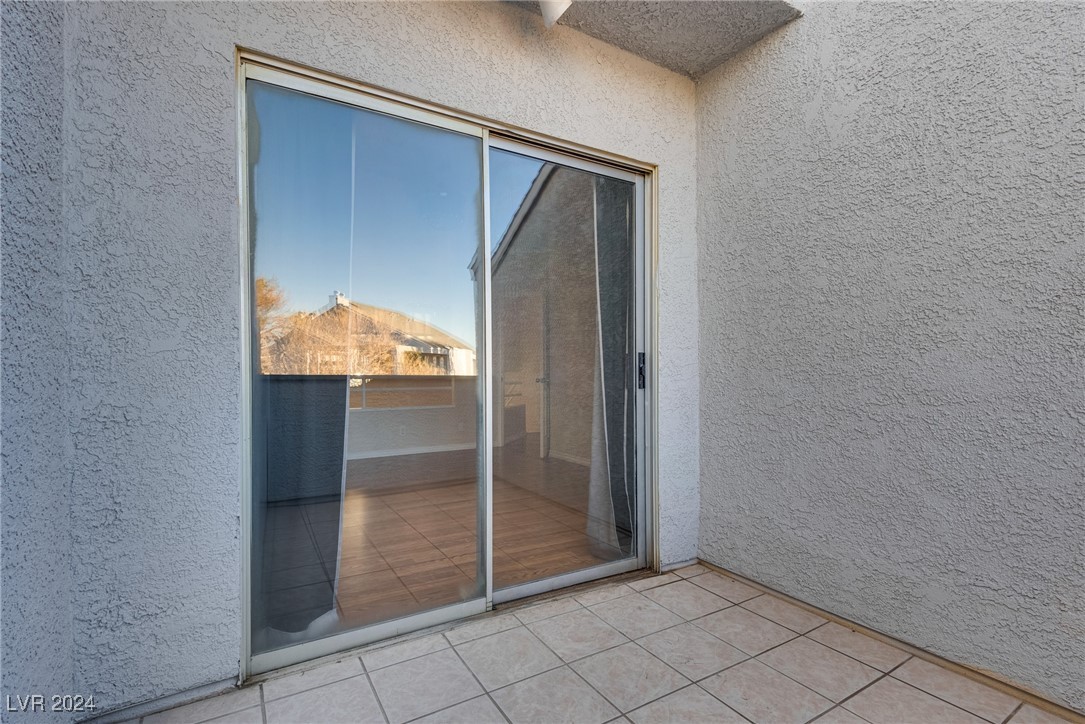 5548 Orchard Lane -