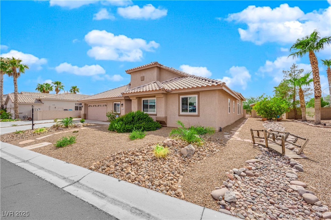 319 Hidden Highlands Drive