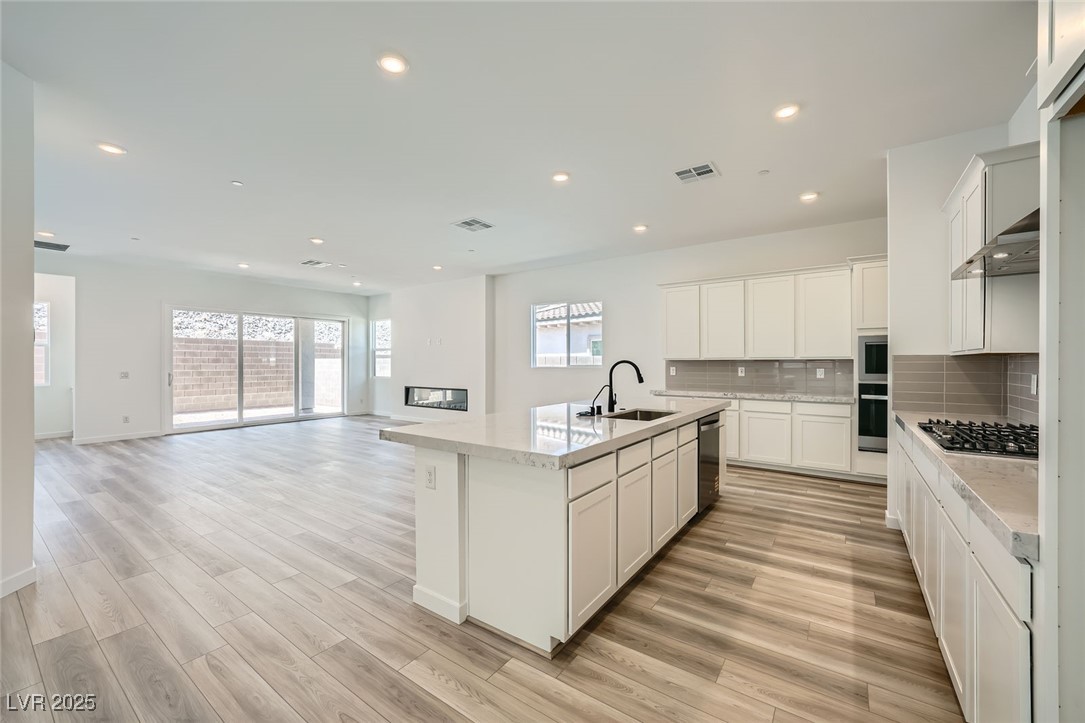 63 Ibiza Lake Drive