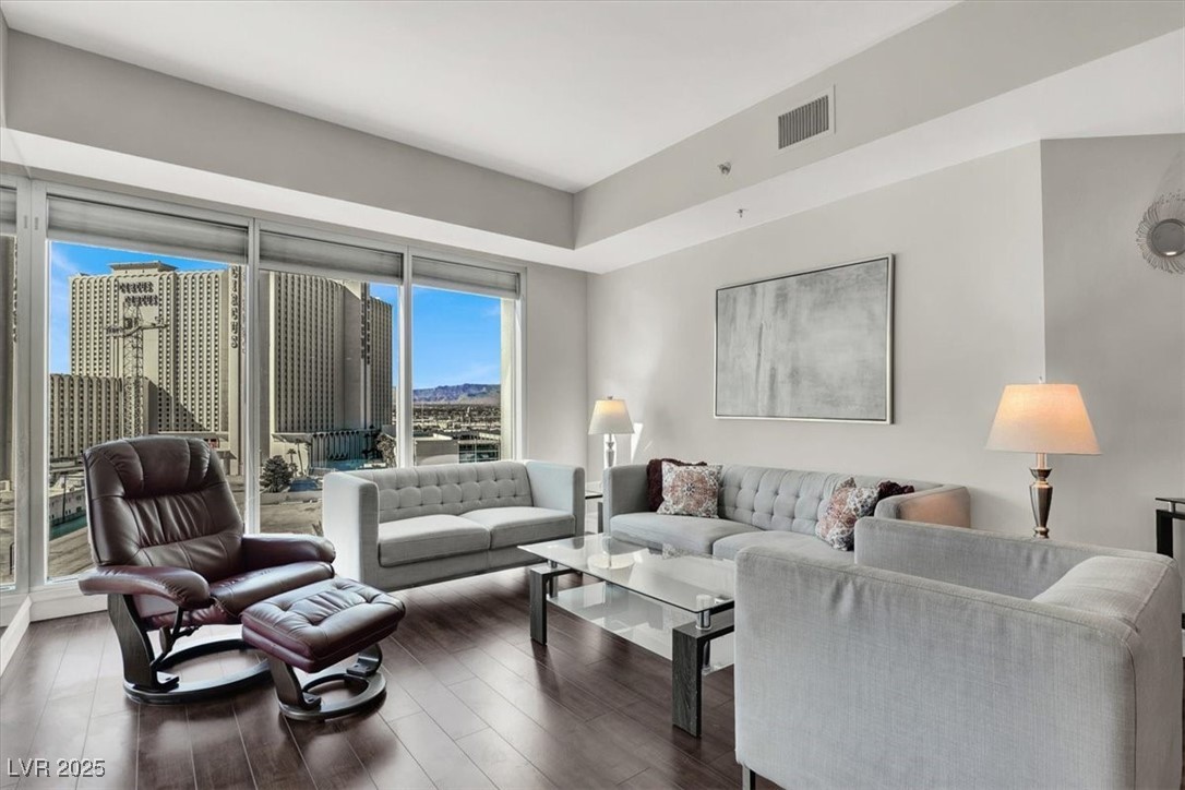 2700 Las Vegas Boulevard 710