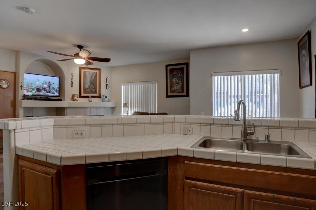 5225 W Reno Avenue 137
