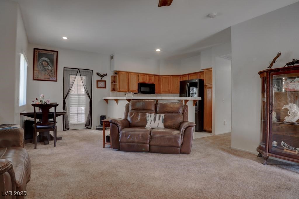 5225 W Reno Avenue 137