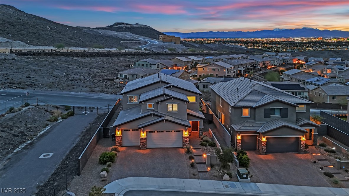 353 Crimson Edge Street
