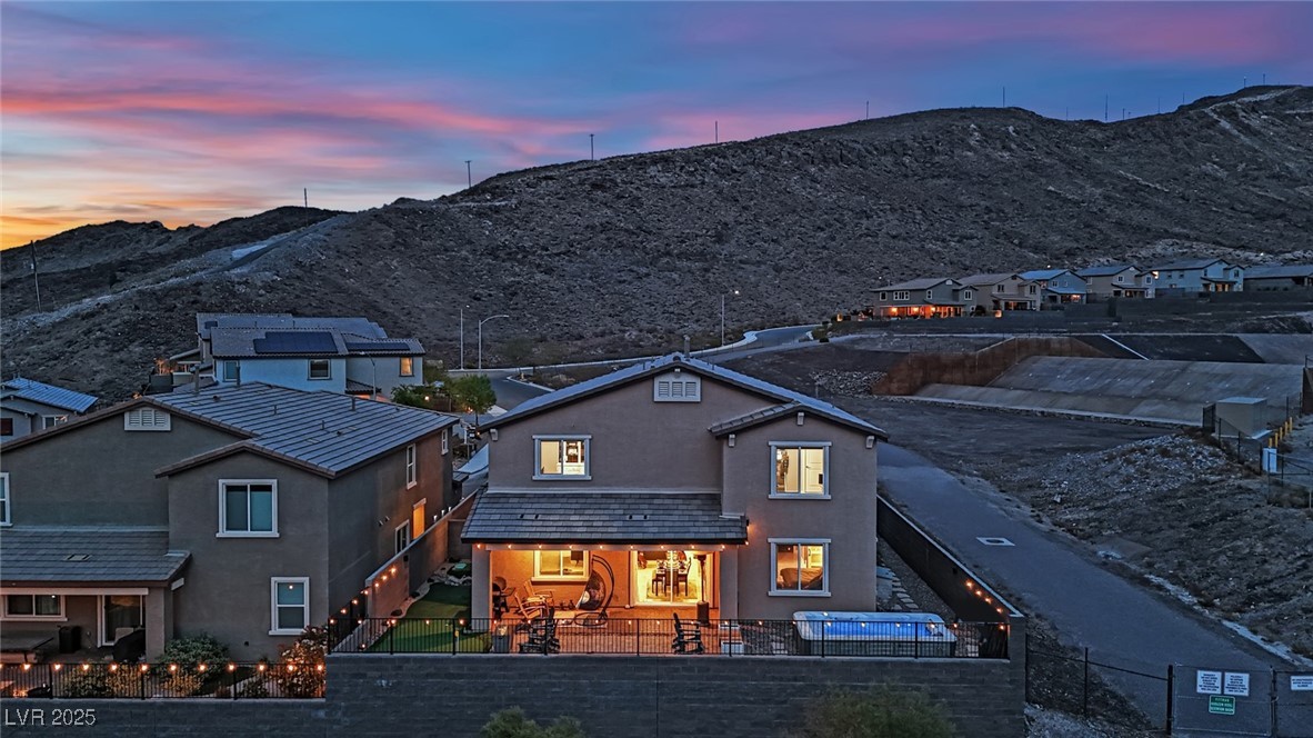353 Crimson Edge Street