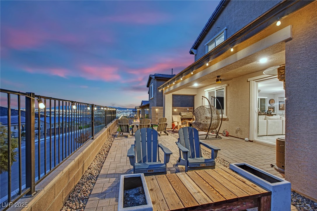353 Crimson Edge Street