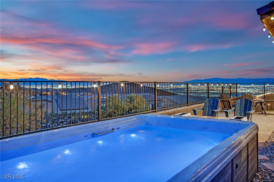 353 Crimson Edge Street