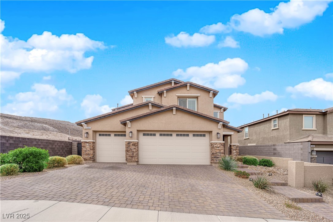 353 Crimson Edge Street