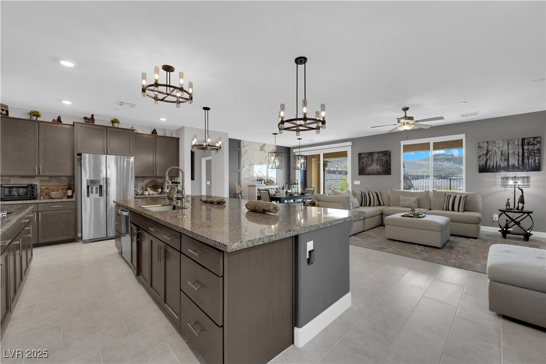 353 Crimson Edge Street
