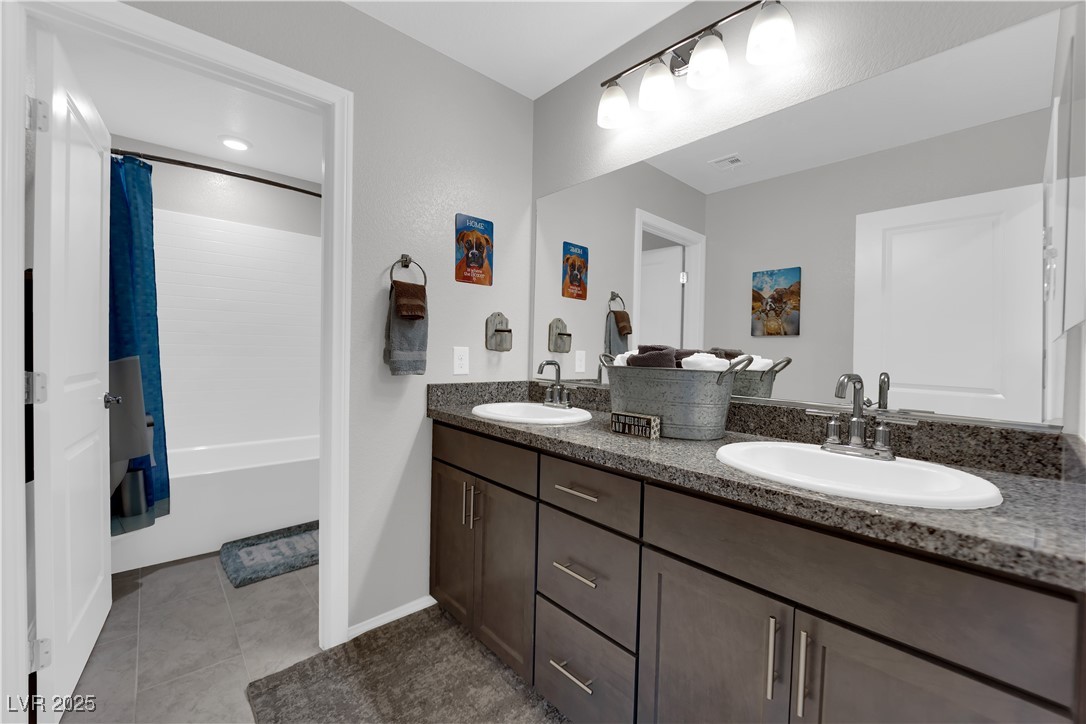 353 Crimson Edge Street