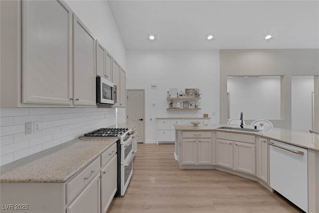 409 Purple Passion Avenue